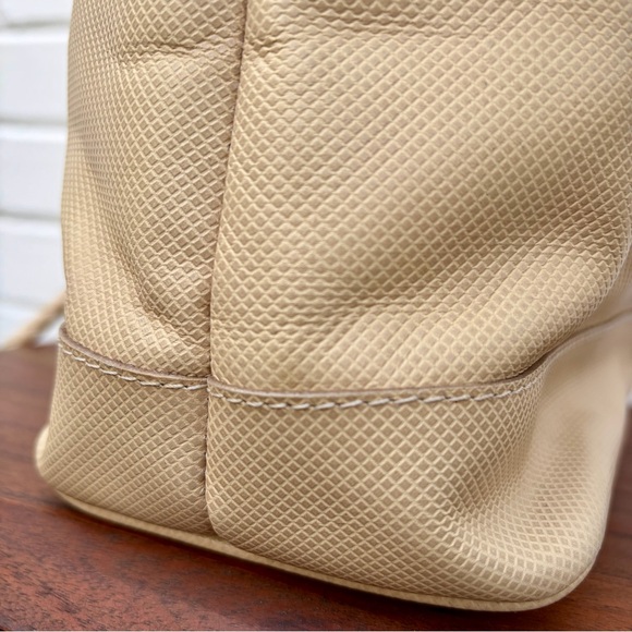 VTG Authentic Bottega Veneta Marco Polo Textured Leather Shoulder Bag, Cream EUC - Picture 10 of 16